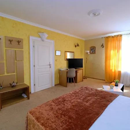 бутиков History Szálloda Haszkovo