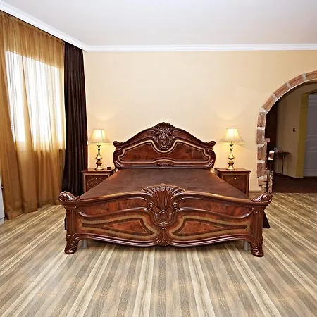 бутиков History 3*