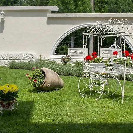 бутиков History Hotel Haskovo