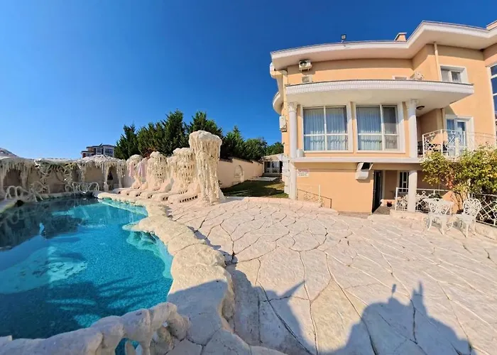 хистори Хотел