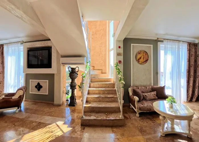 Хотел хистори