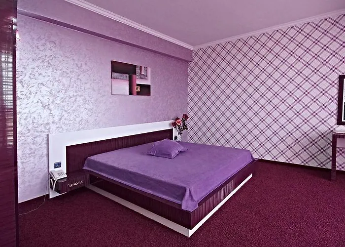 хистори Хотел 3*